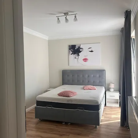 Divany Apartaments Brasov - Coresi Mall-2